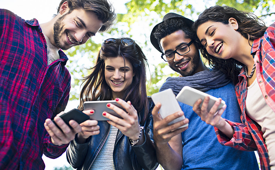 Social media pioneer sets new standards for data governance & security analytics